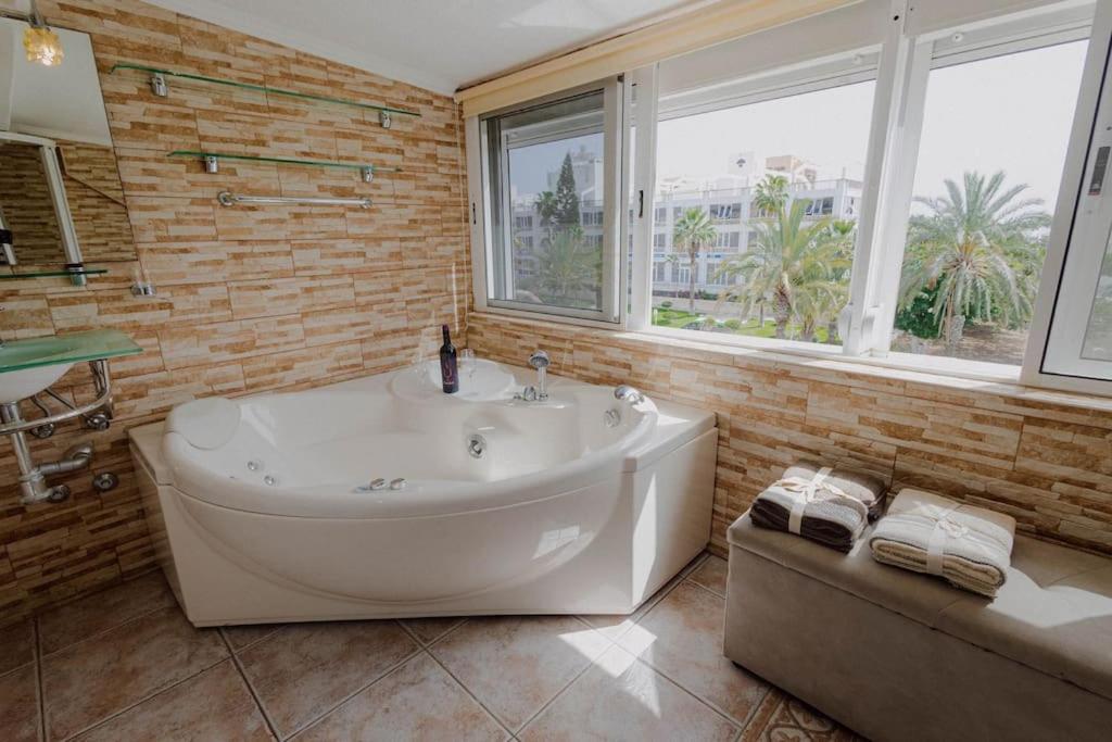Adosado En Costa Adeje Apartment ปลายาเดลาสอเมริกาส ภายนอก รูปภาพ